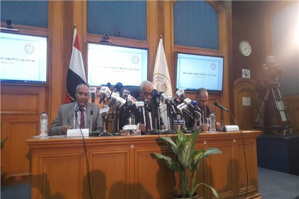 وزير التعليم: لا تفاوض فى تعديل جدول امتحانات الثانوية وتشغيل الـvar باللجان