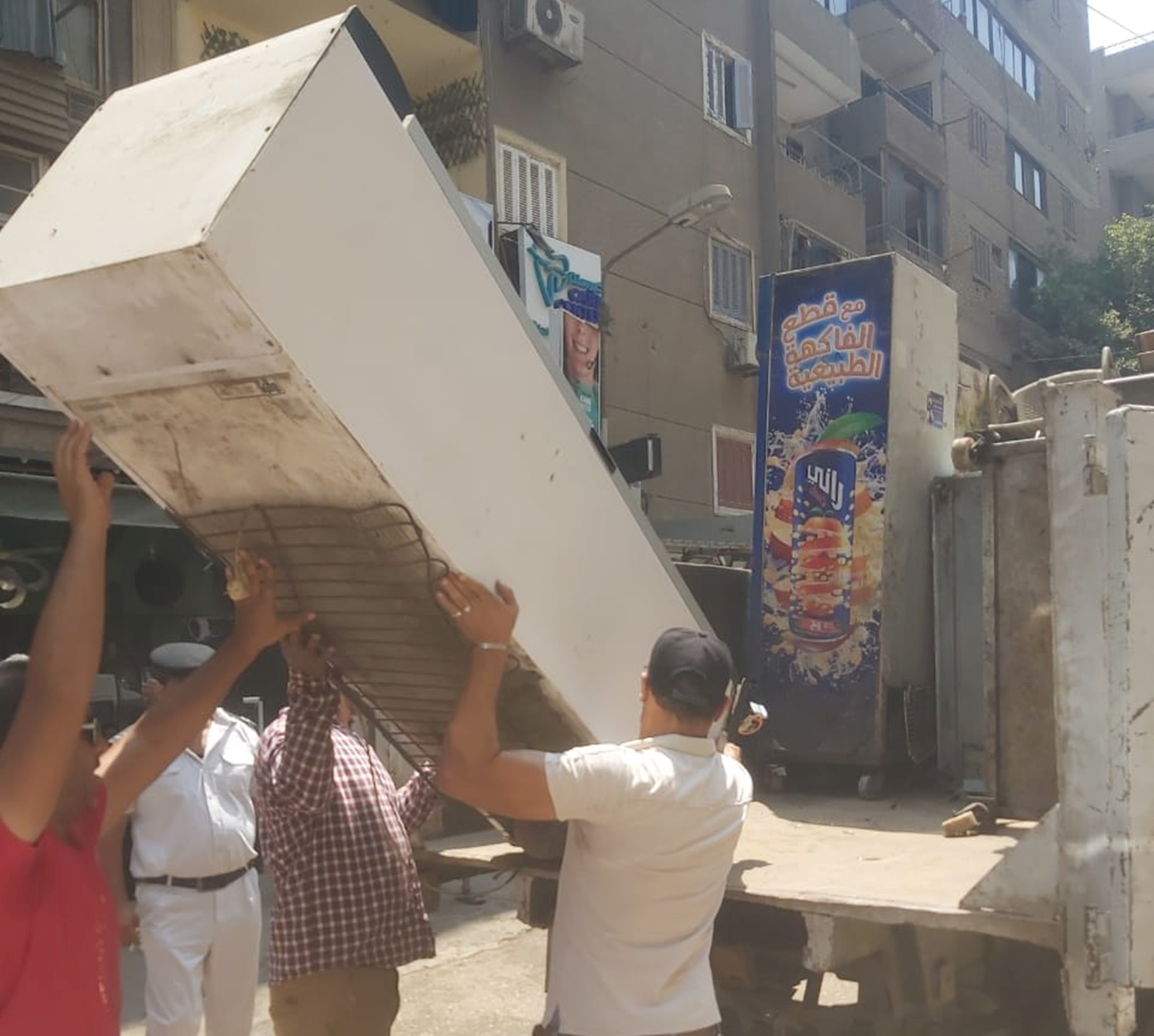 رفع 300حالة إشغال خلال حملة إزالة إشغالات مكبرة في امبابة