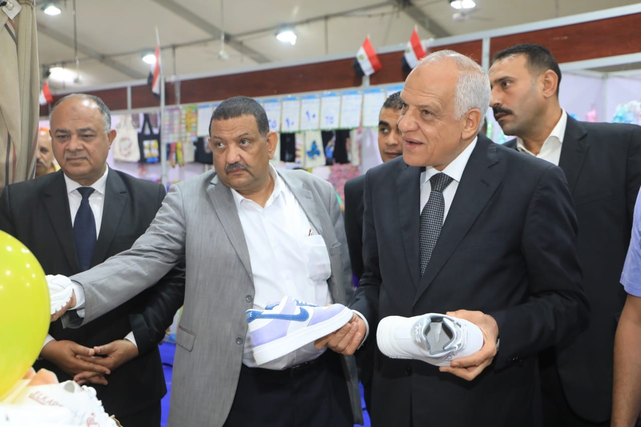 محافظ الجيزة: يفتتح معرض “أهلا مدارس” بحى العمرانية بتخفيضات تصل إلى 30%