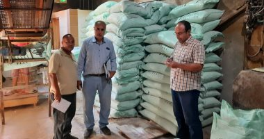 محافظ الدقهلية لعيون المجلس لن نسمح بالفساد خاصة فى الأسواق ومحلات بيع كافة انواع السلع لتوفير الإحتياجات اليومية للمواطنين ومنع الغش التجاري والإحتكار،