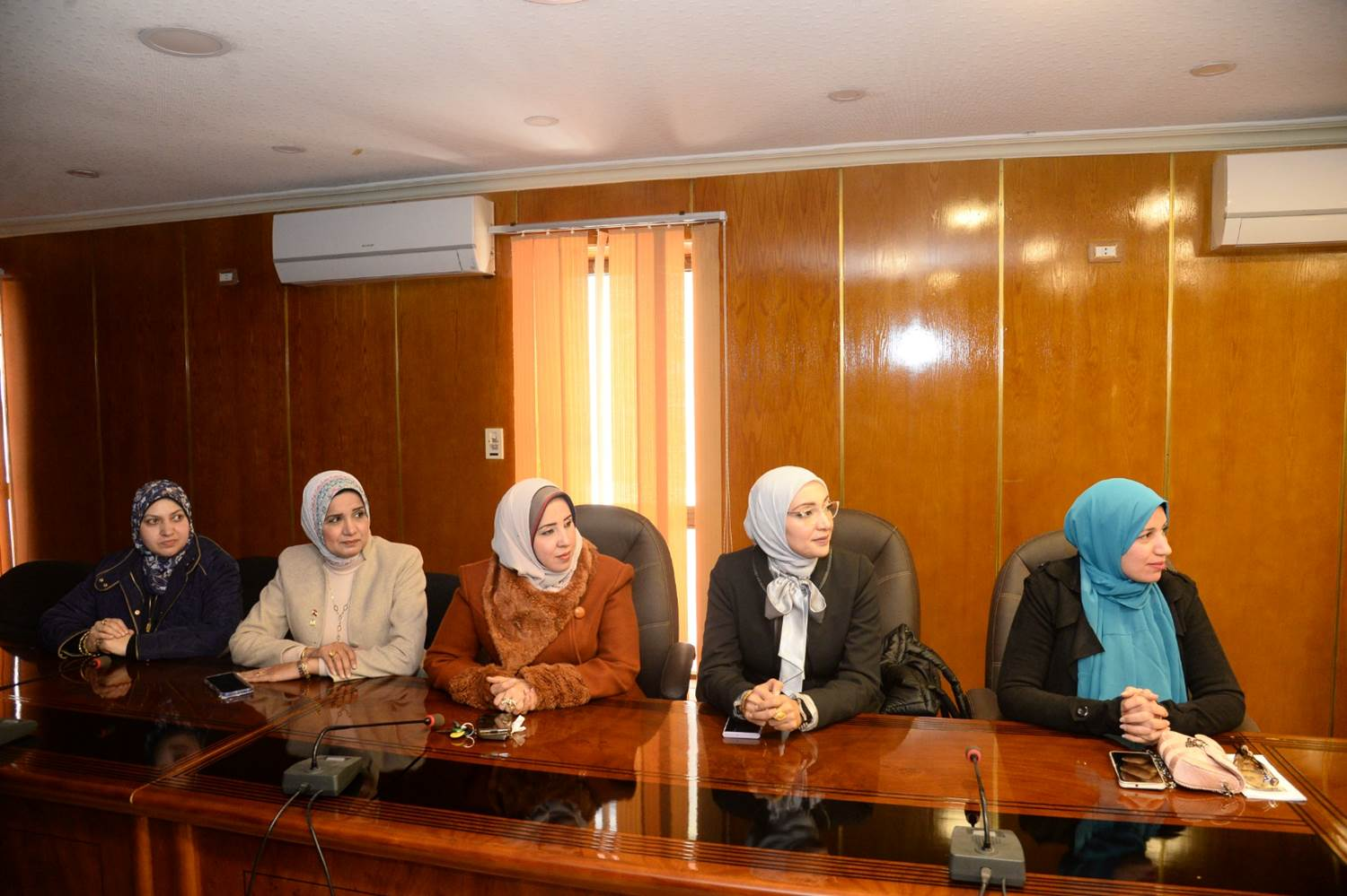 اللواء عصام سعد يكرم 11 مدير مدرسة بالمحافظة بأسيوط