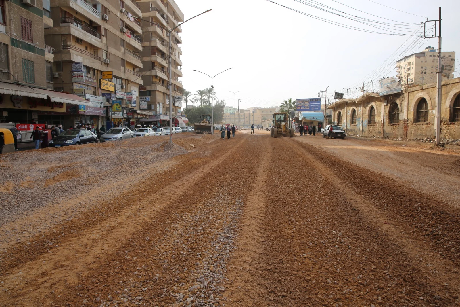 رصف عدد من شوارع المحافظة ضمن أعمال الخطة الاستثمارية بكفرالشيخ