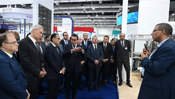 رئيس الوزراء يتفقد المعرض الطبي الأفريقي الثالث