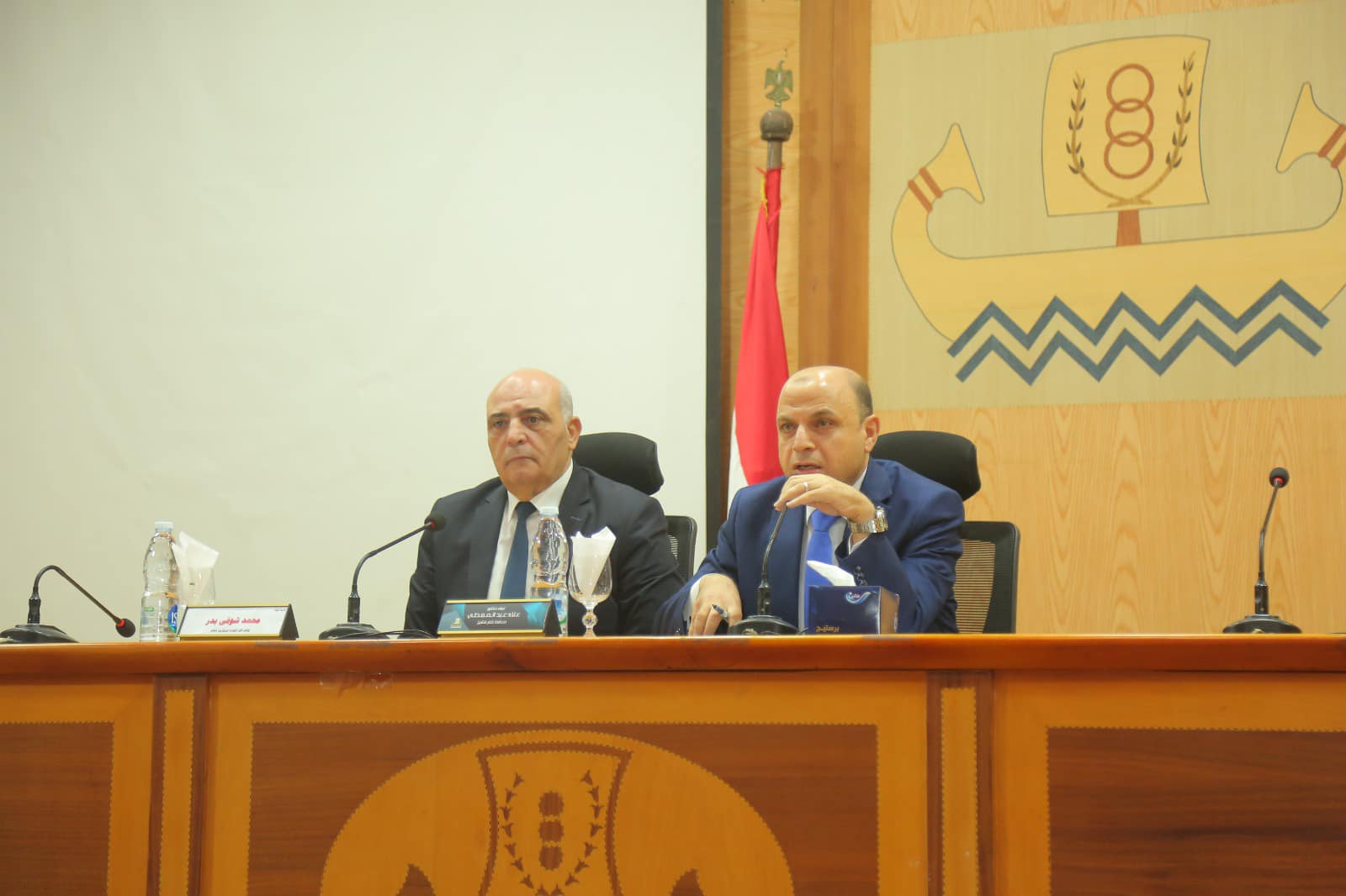 محافظ كفرالشيخ يتابع تطبيق قانون التصالح ويوجه بتسريع إنجاز الملفات