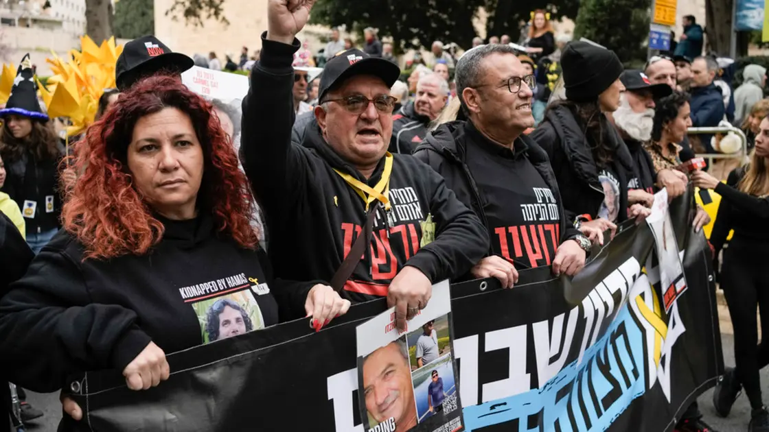 الجيش الإسرائيلي يعثر على جثث 6 أسرى في غزة وسط تصاعد التوترات مع حماس