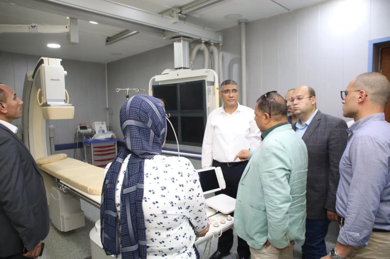 محافظ الجيزة يتفقد مستشفى أم المصريين في جولة مفاجئة للاطمئنان على جودة الخدمات