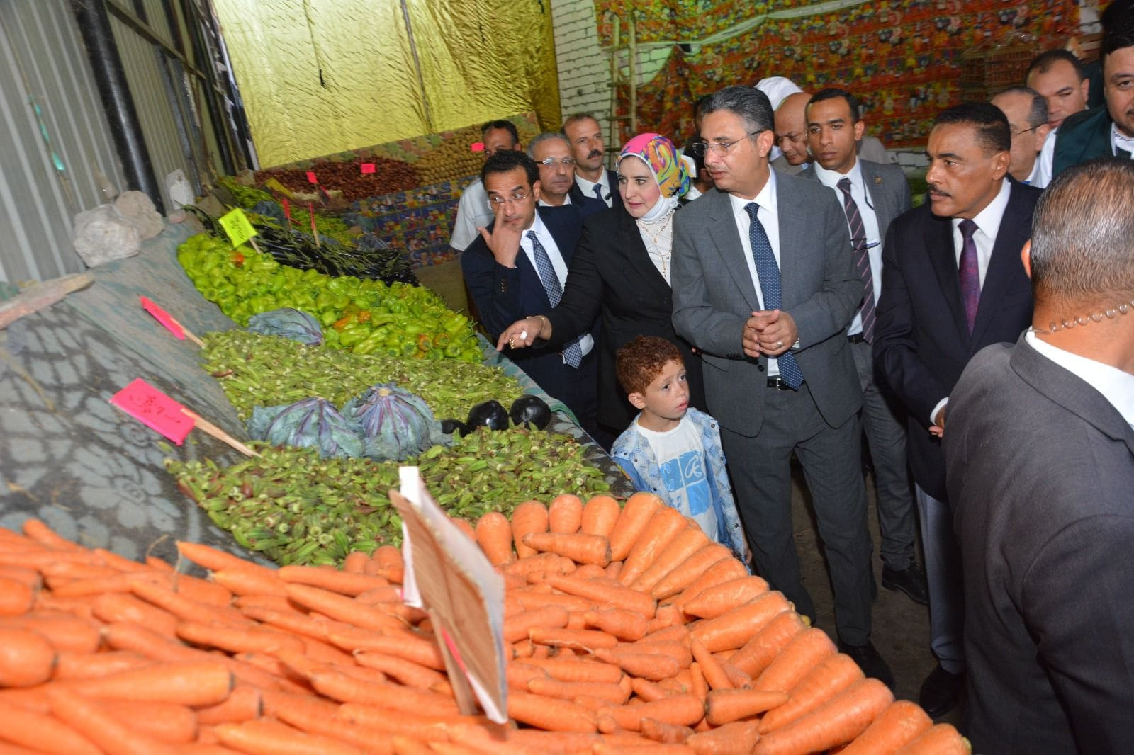 مبادرة جديدة من وزارة التموين لخفض أسعار الخضروات والفاكهة بالتعاون مع شعبة الخضروات