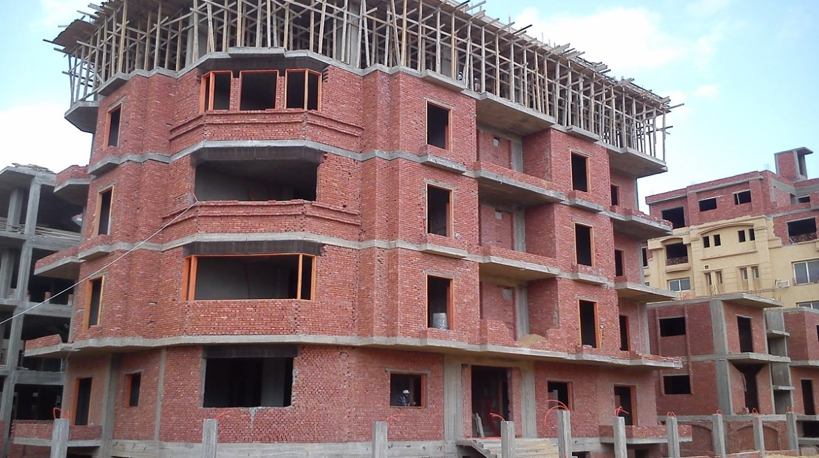 الحكومة تفتح ملف التصالح على “الجراجات”