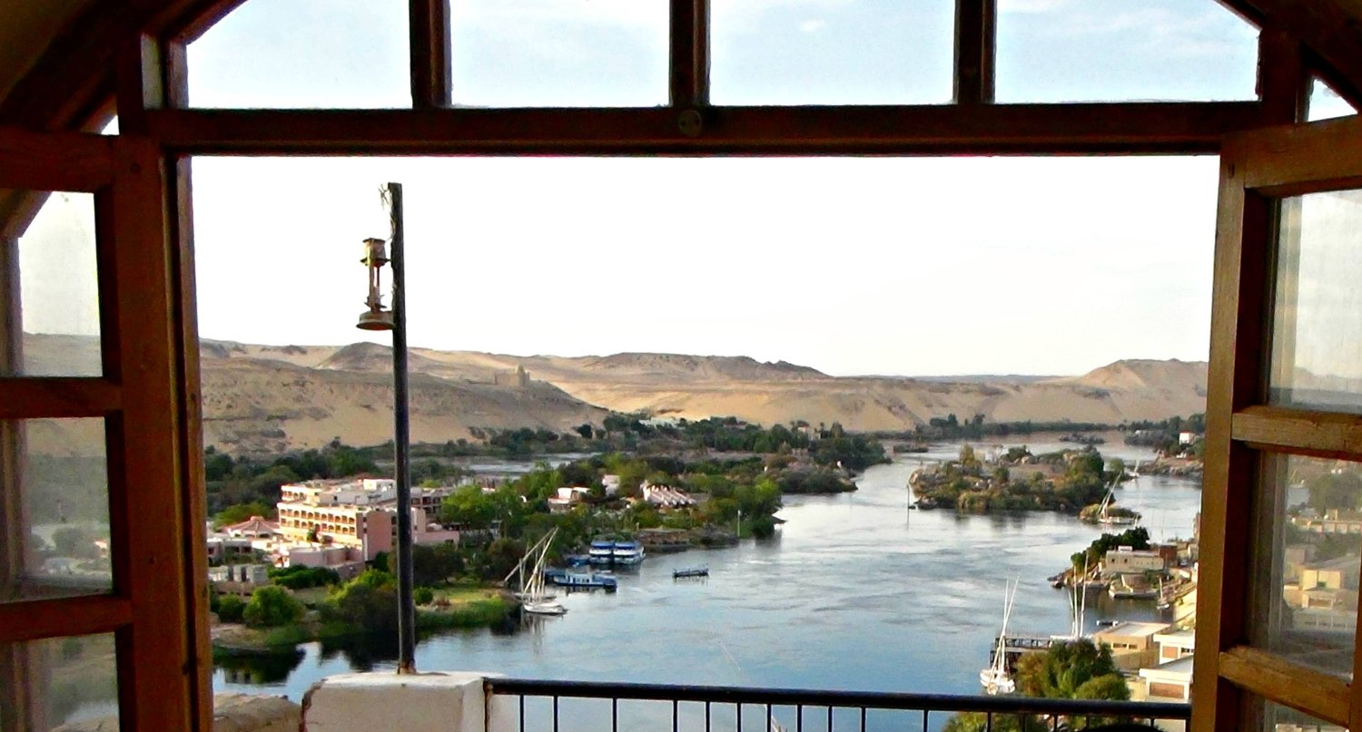 محافظ أسوان ينفي انتشار الكوليرا ويؤكد: لا حالات وبائية بالمحافظة