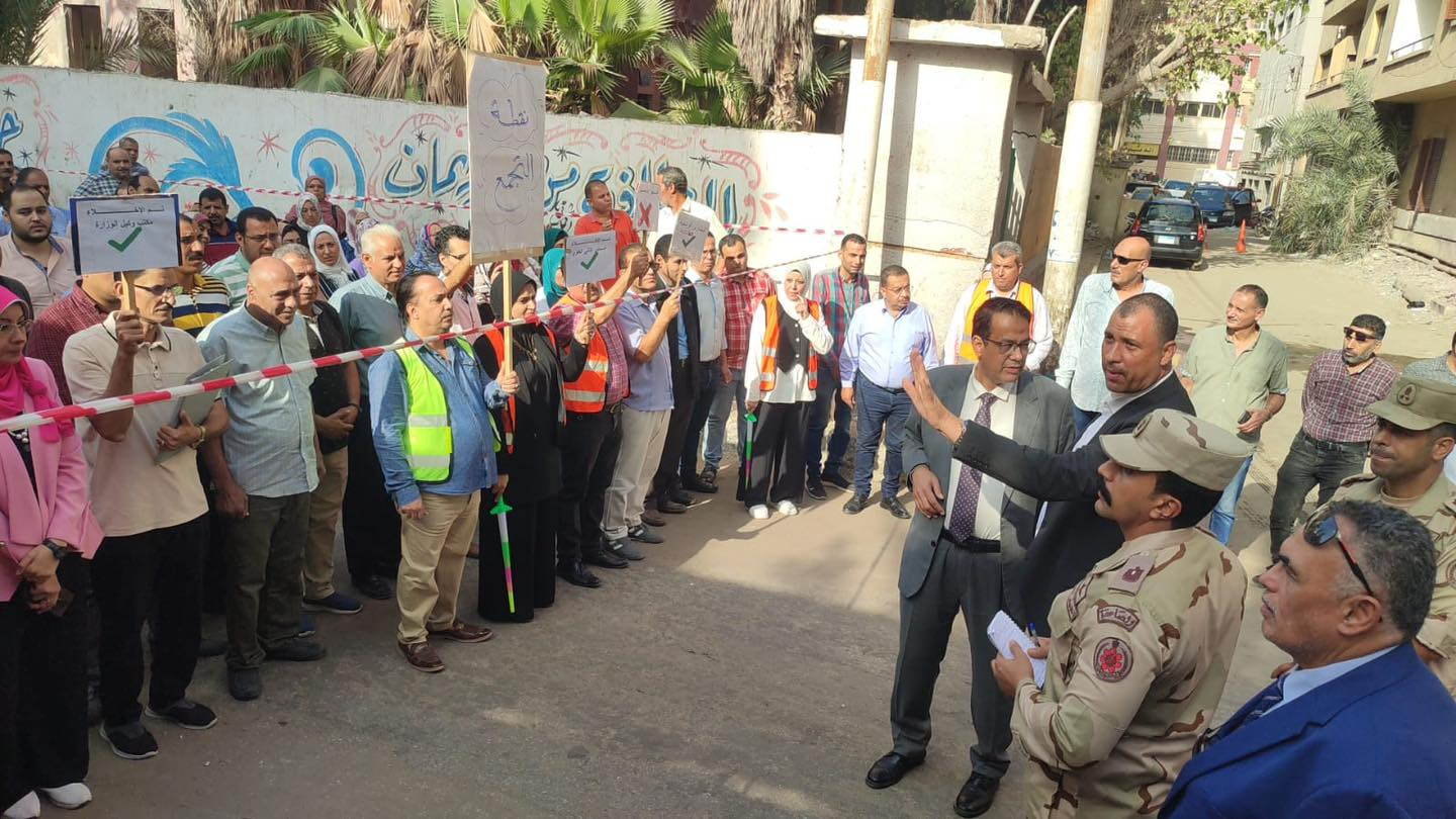 محافظ الغربية يتابع إخلاء منشآت حكومية ضمن التدريب العملي لمجابهة الأزمات والكوارث “صقر 138”