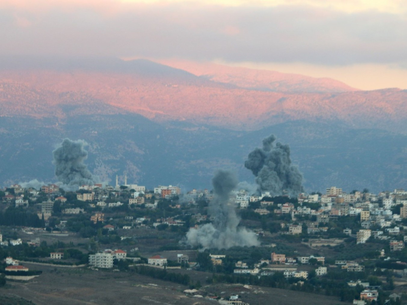 تل أبيب تحت القصف: إسرائيل تعلن إطلاق صواريخ من إيران وتستعد لهجمات محتملة