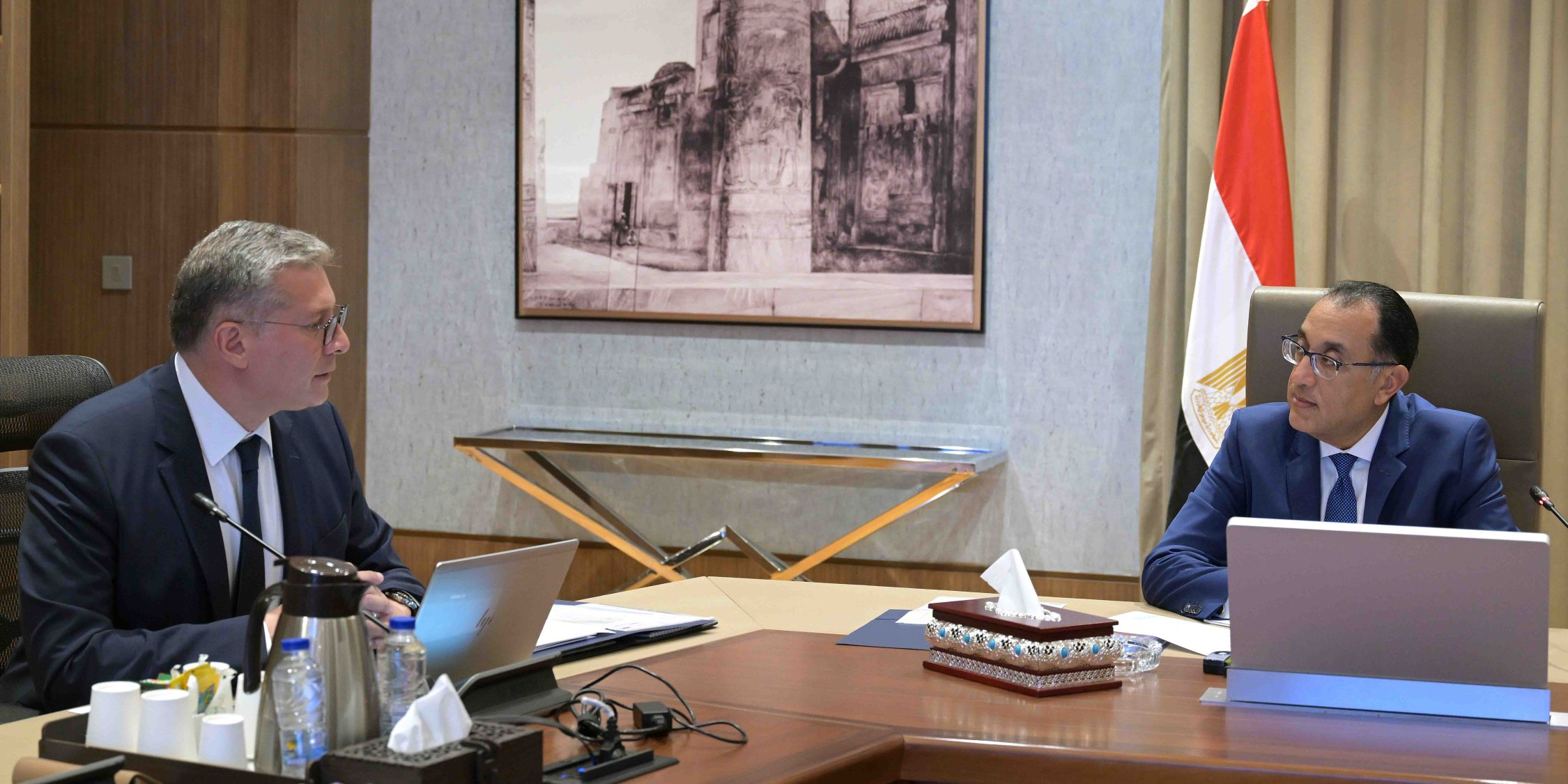 مدبولي يتابع ملفات قطاع البترول مع وزير البترول.. تعاون دولي وتوسعات استثمارية