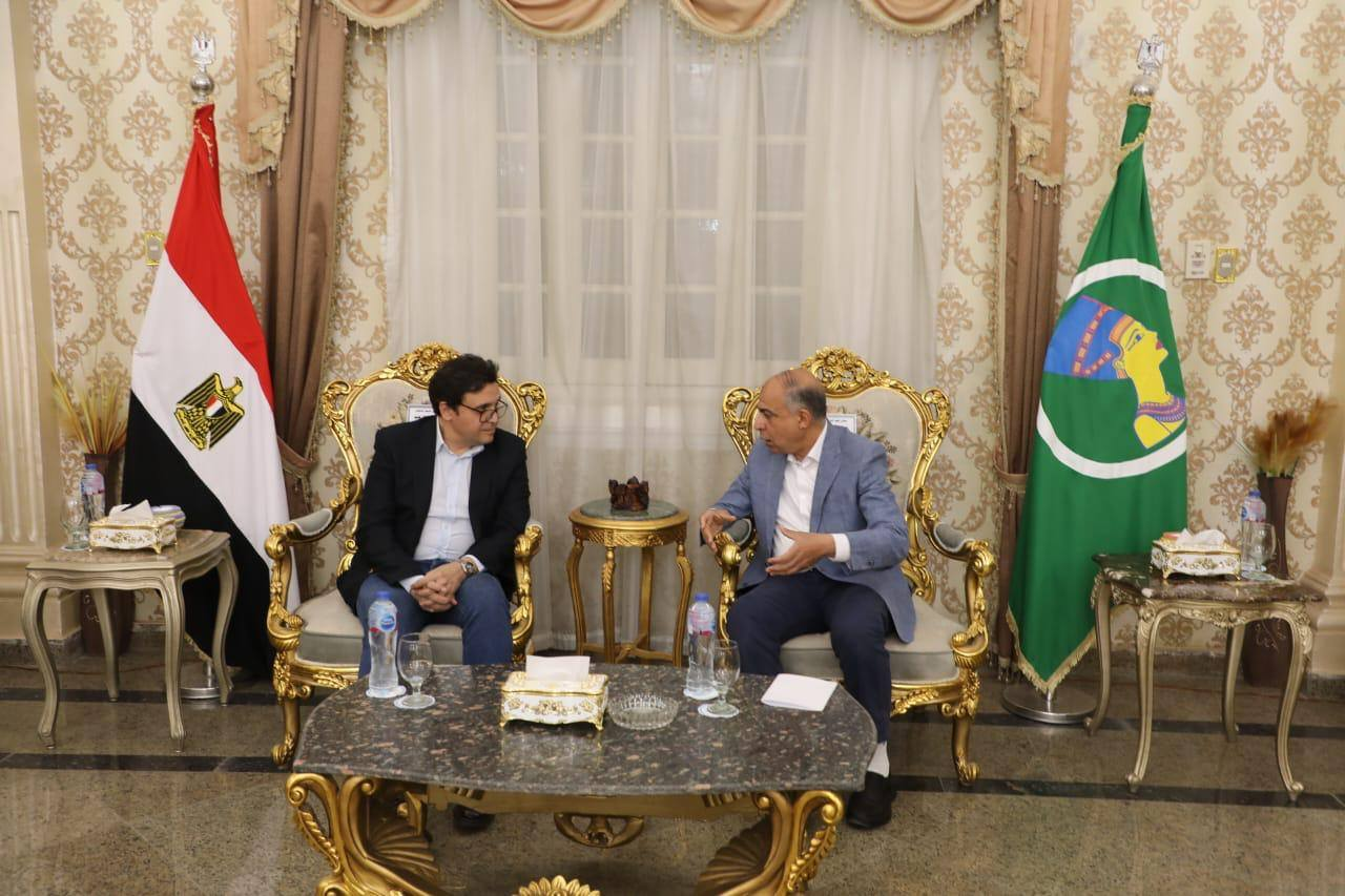 وزير الثقافة يوجه بتطوير مسرح قصر ثقافة المنيا ويؤكد دعم الأنشطة الثقافية بصعيد مصر