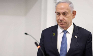 إسرائيل تصعّد عسكريًا.. ضربات تستهدف الحرس الثوري وحزب الله