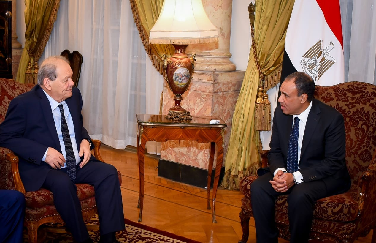 عبد العاطي يستقبل وفد منظمة التحرير ويؤكد استمرار جهود مصر لدعم القضية الفلسطينية