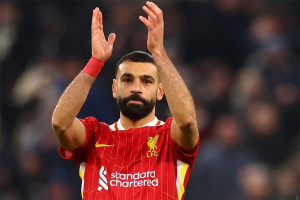 محمد صلاح ثاني أعظم لاعبي ليفربول؟.. جيرارد يجيب
