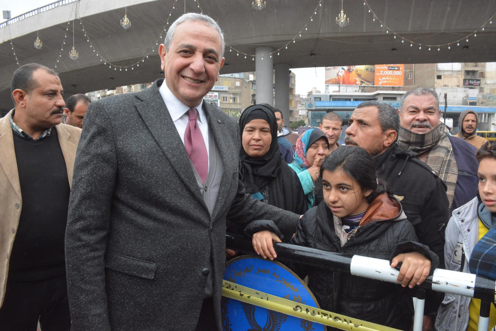 محافظ الغربية يفتتح منفذًا جديدًا لبيع السلع الغذائية بأسعار مخفضة في المحلة الكبرى