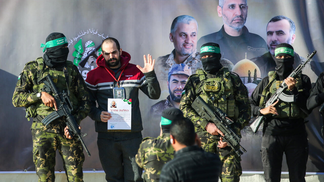 حماس تؤكد رفضها لمقترح نزع السلاح وتطالب بوقف الحرب أولاً