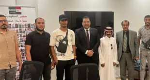 الوزارة ترد على العامل المعنَّف: لم تؤدِ أي عمل.. والمبلغ حُوِّل بالفعل