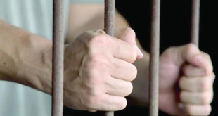 حبس تلميذ اعدادي اعتدى بسلاح على طالب ثانوي بشوارع المحلة