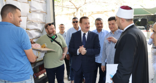 محافظ المنوفية يشهد استلام 2 طن لحوم كدفعة جديدة من صكوك الإطعام