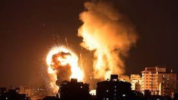 حريق هائل جنوب تل أبيب يستنفر 26 طاقم إطفاء وسط موجة حرائق تجتاح إسرائيل