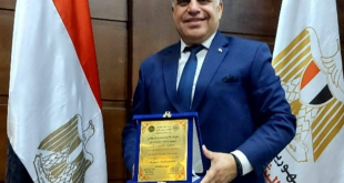 حين تتحدث الكتب المقدسة عن مصر.. أحمد زطي يكتب