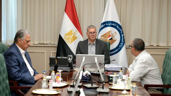 وزير البترول: توسيع البحث الجوي والبحري للعثور على مفقودي أدمارين 12