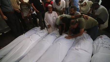 استشهاد 100 فلسطيني وإصابة 382 اخرين في غزة خلال 24 ساعة