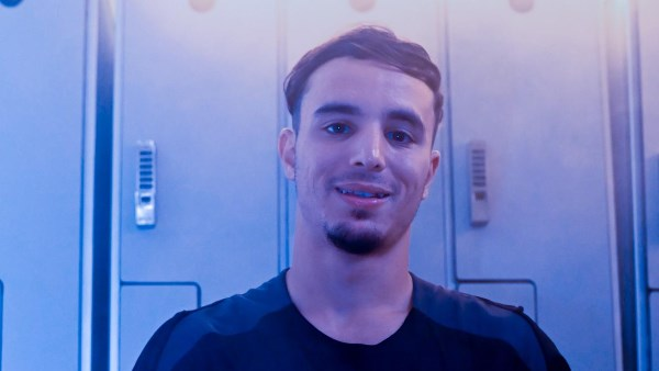 اللعب للقلعة البيضاء شرف.. أول رد من عبد الحميد معالي لاعب للزمالك الجديد