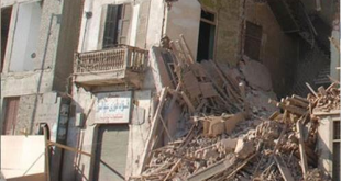 النيابة تأمر بتشكيل لجنة هندسية لمعاينة عقاري مصر القديمة المنهارين