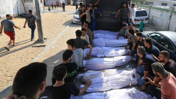 وسائل إعلام فلسطينية: 65 شهيدا في غزة بنيران جيش الاحتلال منذ فجر اليوم