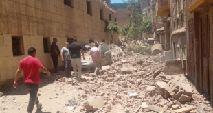 انهيار مئذنة أحد المساجد الأثرية بالغربية