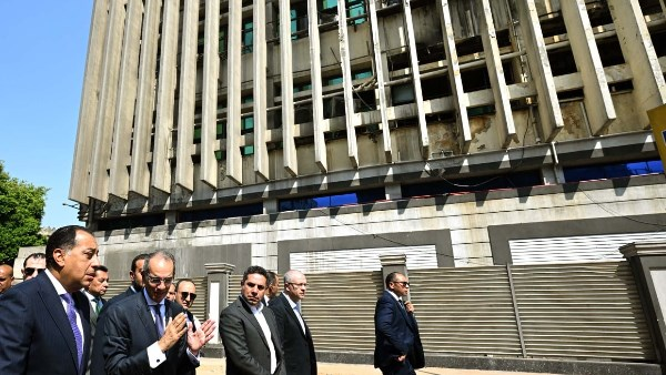 استعادة تدريجية للخدمات.. وزير الاتصالات يكشف تفاصيل حريق سنترال رمسيس وتداعياته