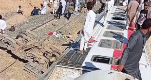 سكك حديد مصر: تحقيق فوري في حادث قطار مطروح مع فرض عقوبات صارمة