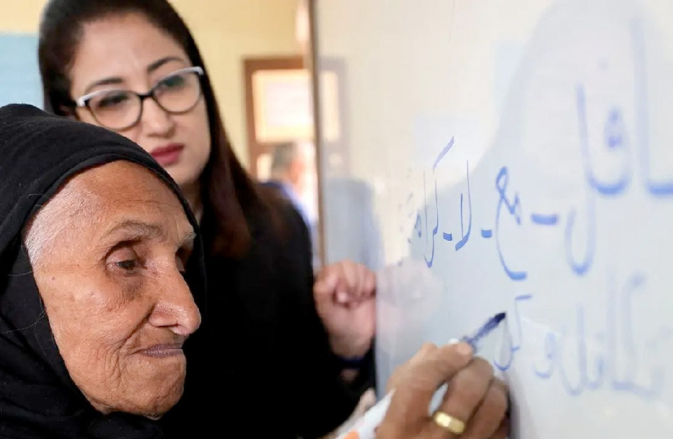 تحتوي هذه الصورة على سمة alt فارغة؛ اسم الملف هو eyonelmagles.media-image-image-216.png