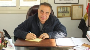 أحمد زكي يكتب.. اقترب من الله