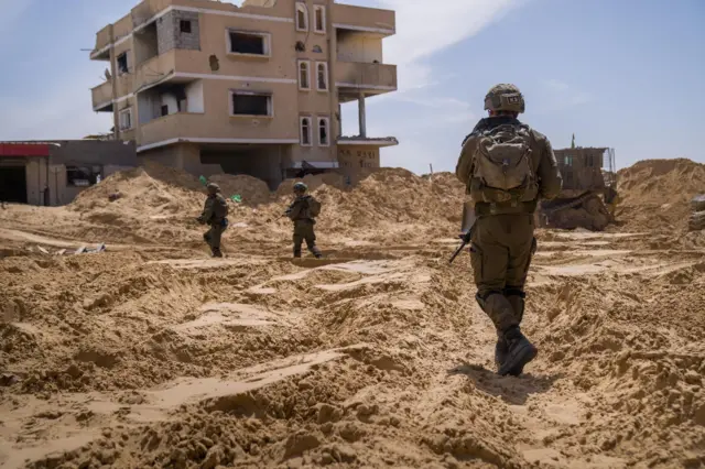تحتوي هذه الصورة على سمة alt فارغة؛ اسم الملف هو eyonelmagles.media-image-image-9.png