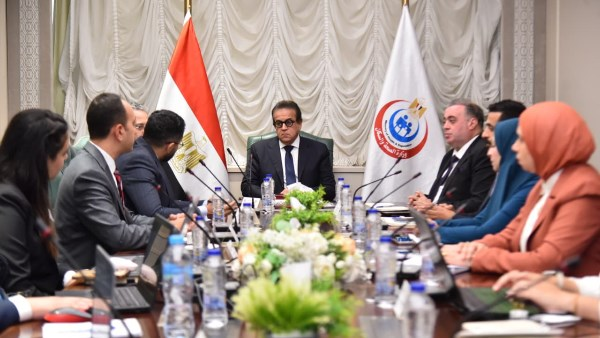 تحتوي هذه الصورة على سمة alt فارغة؛ اسم الملف هو eyonelmagles.media-image-image-514.png