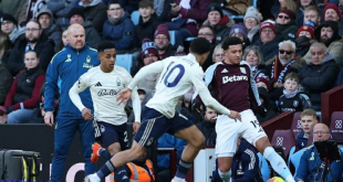 انتصار كاسح يقود أستون فيلا إلى المركز الثاني في الدوري الإنجليزي