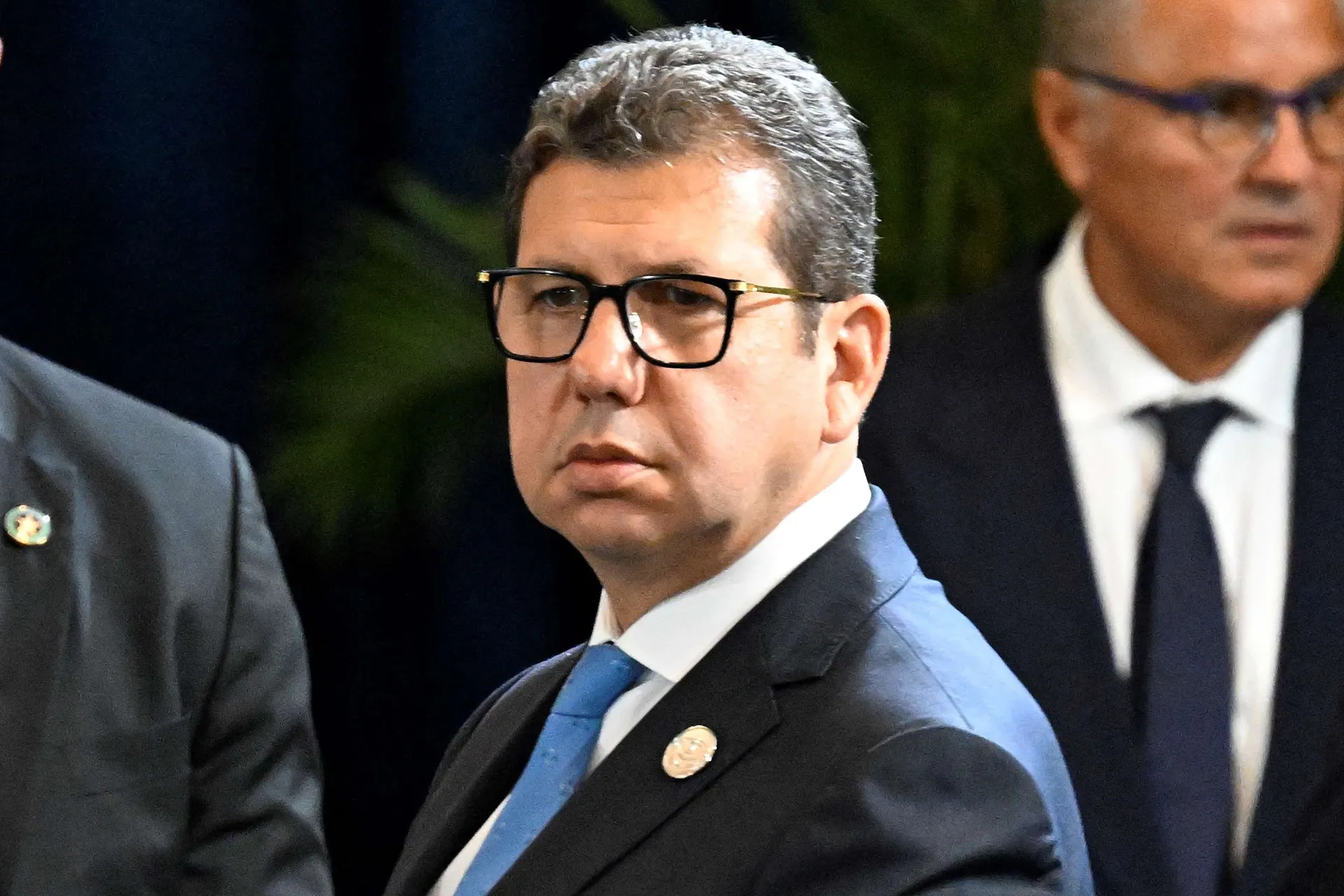 في إطار تعزيز العلاقات بين الدولتين.. رئيس المخابرات المصرية يجتمع مع وفد رفيع المستوي من جنوب السودان