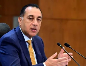 تفاصيل.. رئيس الوزراء يحدد 4 جهات مستثناة من نظام "العمل عن بعد"