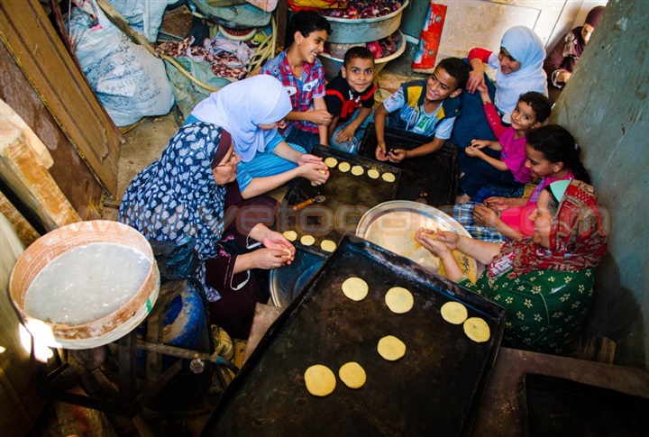 يا كحك العيد يا رتيبة .. يا شربات المودة في العيلة “أحمديات”