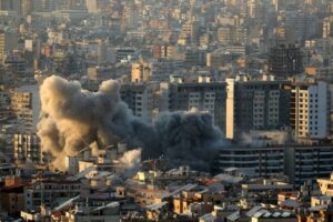 قصف القاعدة المركزية الرئيسية لتدريب الطيران ومقر كلية الطيران التابعة للجيش في إيران