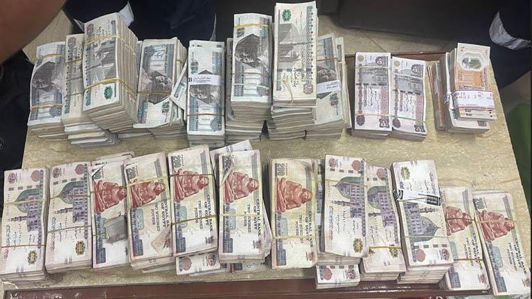 الايقاع بأحد الأشخاص لقيامه بغسل 30 مليون جنية من نشاطه الغير مشروع