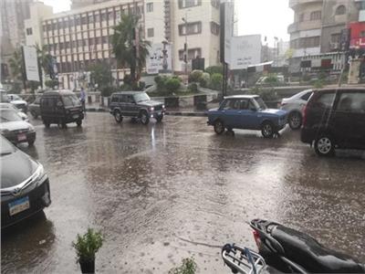 الأرصاد تحذر: أمطار غزيرة تضرب القاهرة وذروة الحالة مساء الأربعاء