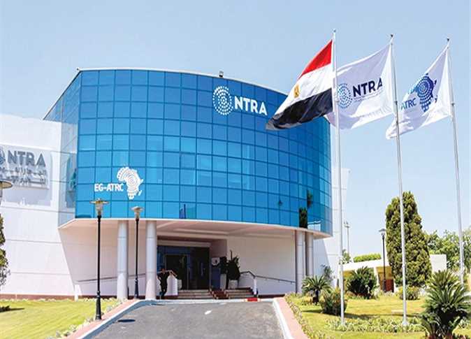 القبض على 5 أشخاص استغلوا ثغرة تطبيق شركة اتصالات واستولوا على 60 مليون جنيه