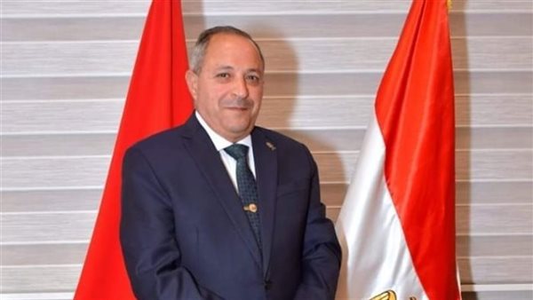 محافظ بورسعيد يناقش مقترح إنشاء كوبري عائم جديد للربط بين بورسعيد وبورفؤاد