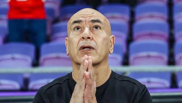 دعوى قضائية تطالب بإقالة حسام حسن وجهازه المعاون وحل اتحاد الكرة