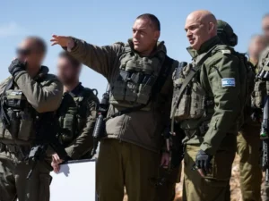 الجيش الإسرائيلي يعلن عن تدمير مخازن أسلحة ومقرات وأنفاق في جنوب لبنان